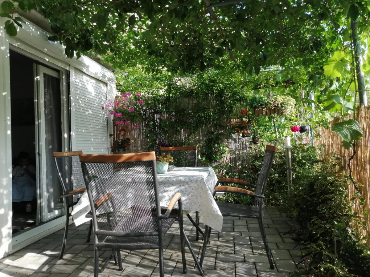 Apartment Golden Dreams Podstrana Eksteriør billede