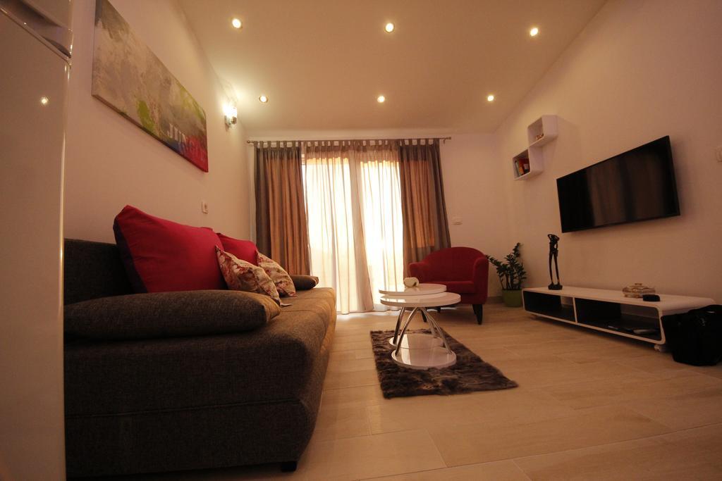 Apartment Golden Dreams Podstrana Eksteriør billede