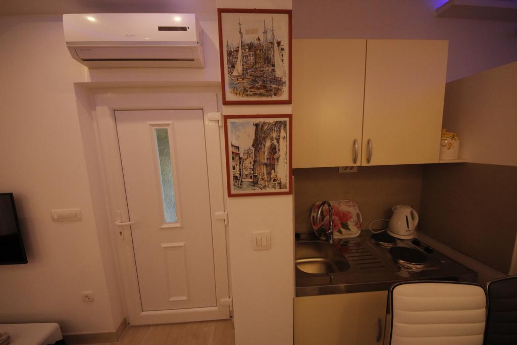 Apartment Golden Dreams Podstrana Eksteriør billede