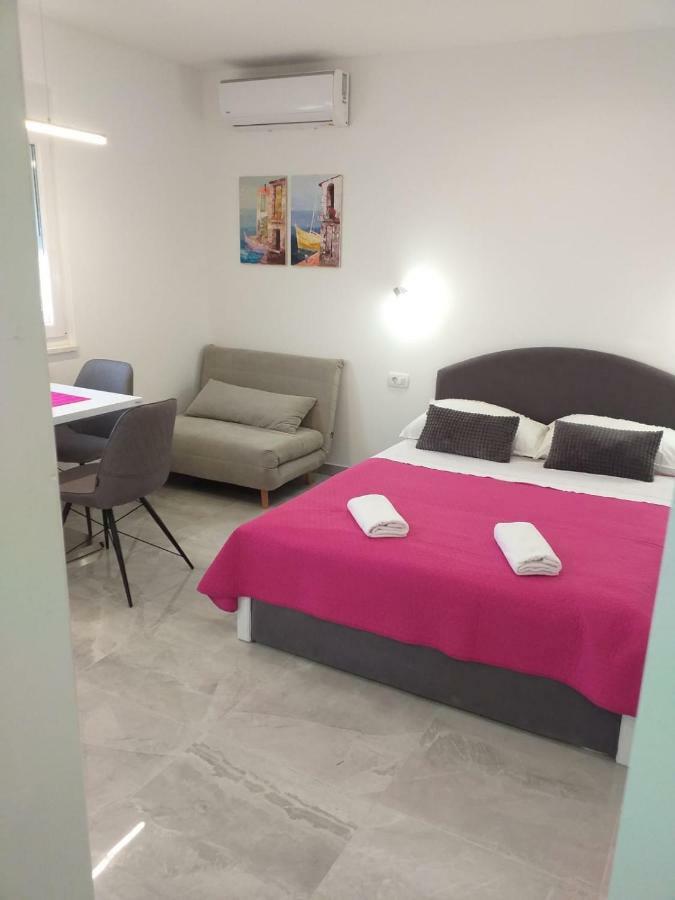 Apartment Golden Dreams Podstrana Eksteriør billede