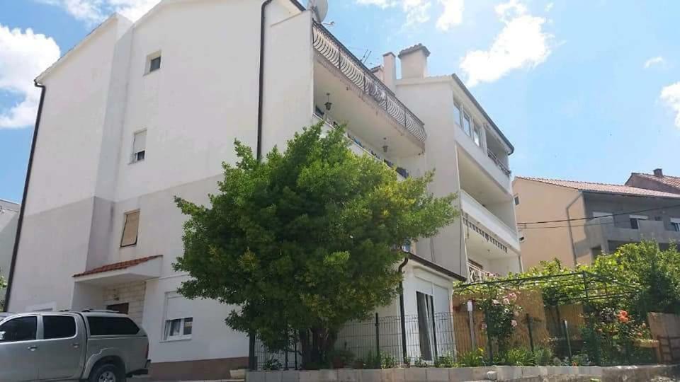 Apartment Golden Dreams Podstrana Eksteriør billede