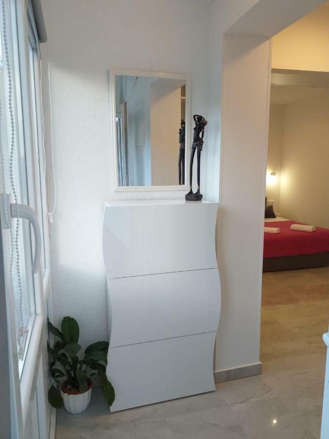 Apartment Golden Dreams Podstrana Eksteriør billede