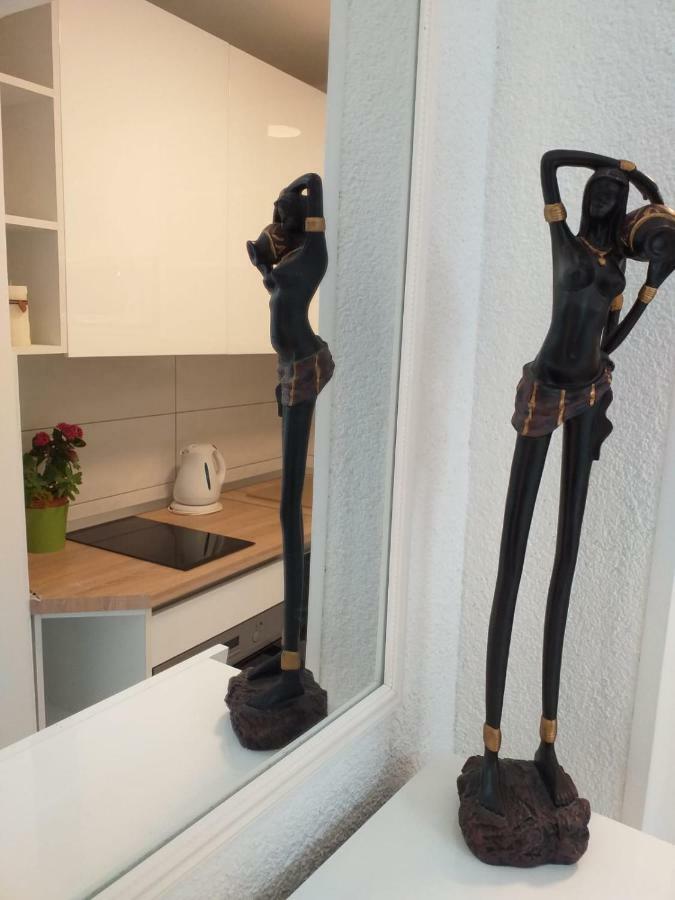 Apartment Golden Dreams Podstrana Eksteriør billede